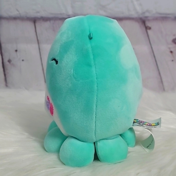 Squishmallows 6 Inch Bright Blue Valentines Day Octopus Plush Stuffed Animal Toy - Picture 11 of 15